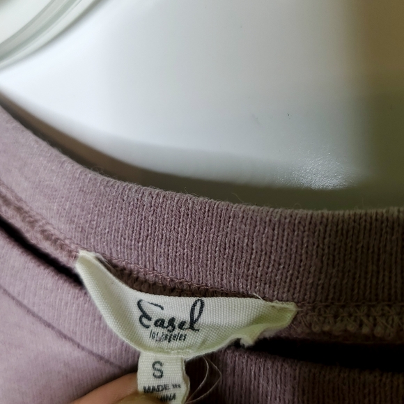 Easel Star Patch Pullover Sweatshirt Mauve Pink - Picture 4 of 7